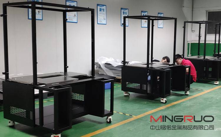 鈑金加工行業(yè)現(xiàn)狀及未來(lái)發(fā)展方向預(yù)測(cè)-鈑金加工珠海機(jī)箱機(jī)柜設(shè)備外殼激光切割中山銘偌金屬制品有限公司