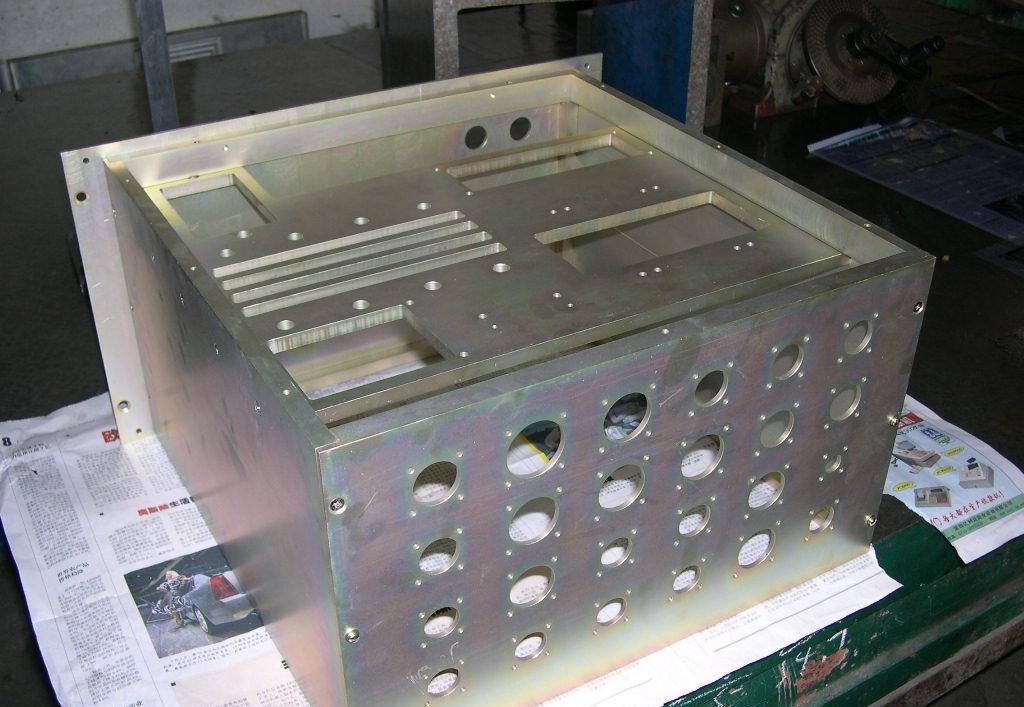 怎么選擇一個(gè)好的鈑金加工企業(yè)-鈑金加工珠海機(jī)箱機(jī)柜設(shè)備外殼激光切割中山銘偌金屬制品有限公司
